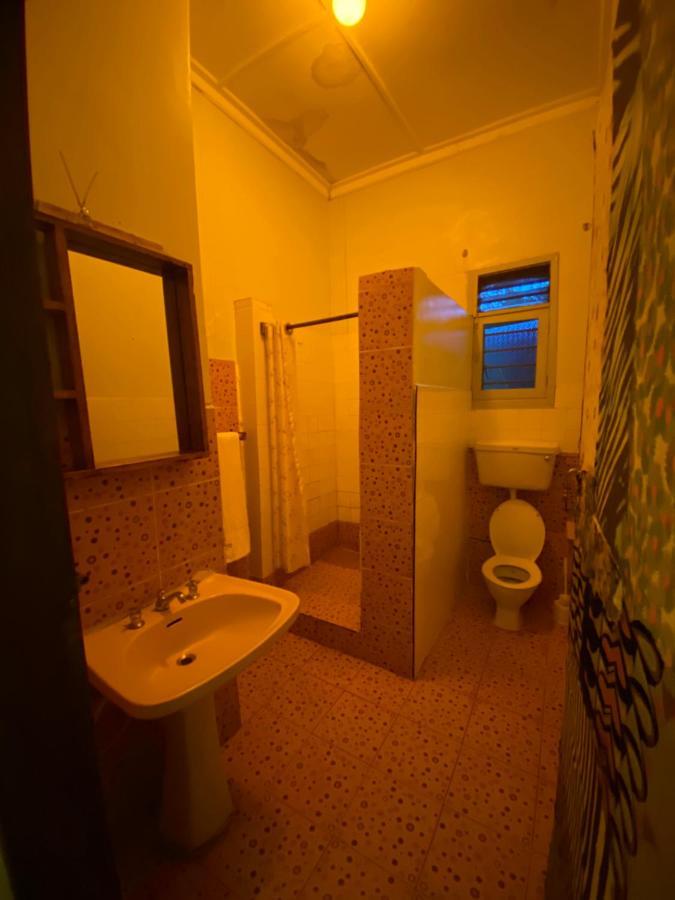 Afro Smile Hotel & Guest House - ג'ינג'ה מראה חיצוני תמונה