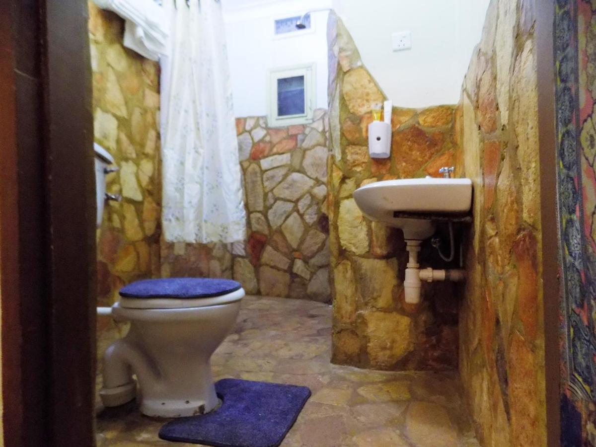 Afro Smile Hotel & Guest House - ג'ינג'ה מראה חיצוני תמונה