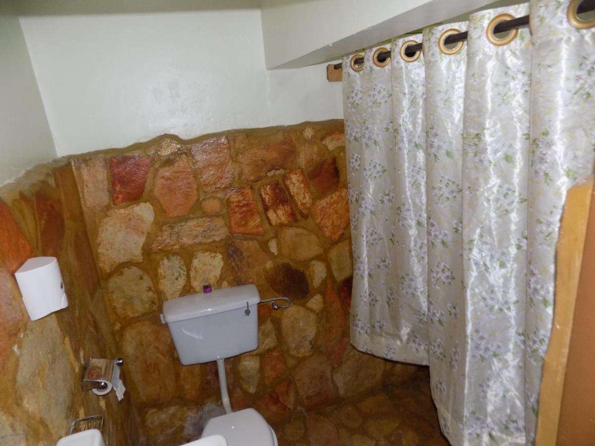 Afro Smile Hotel & Guest House - ג'ינג'ה מראה חיצוני תמונה